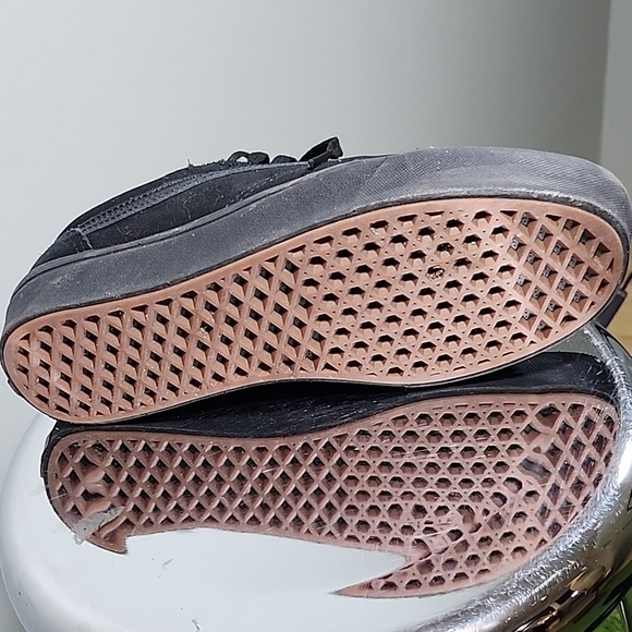 Vans Unisex Black and Gray Casual Claddic Vans Skate Sneakers Mens 9 Women 10.5 - Picture 8 of 8